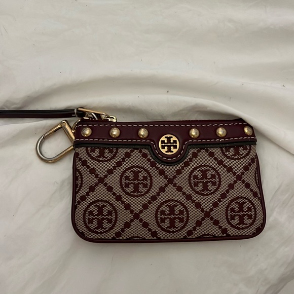 Tory Burch T Monogram Studded Card Case Key Fob - Picture 3 of 8
